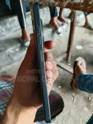 Tecno Spark 30 128 GB Black