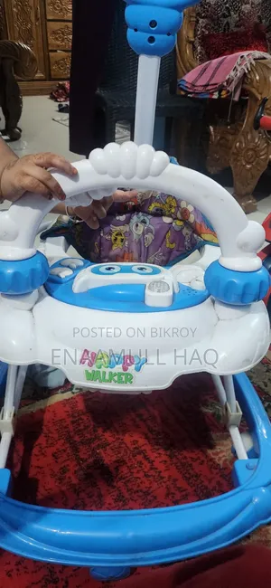 বেবি ওয়াকার