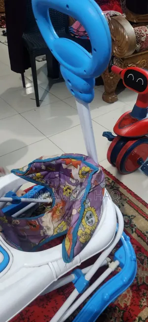 বেবি ওয়াকার