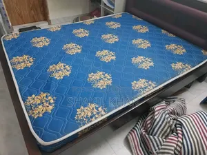 Mattress 6 feet * 7 feet