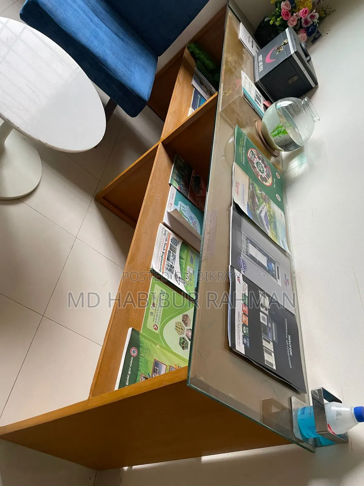 Official Employee Desk