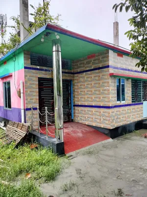 Furnished 2-bedroom House in Lobon Chora for sale