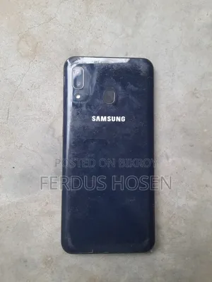 Samsung Galaxy A20 32 GB Black