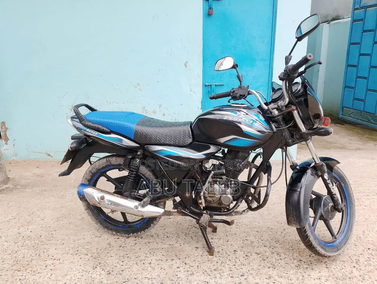 Bajaj Discover 100 2011 Black