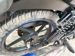 Bajaj Discover 100 2011 Black