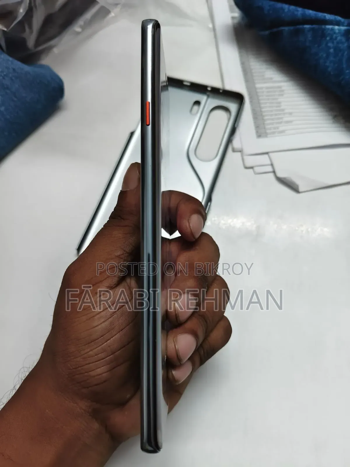 নতুন টেকনো ক্যামন ৪০ প্রো ৪জি ২৫৬ জিবি গ্রে