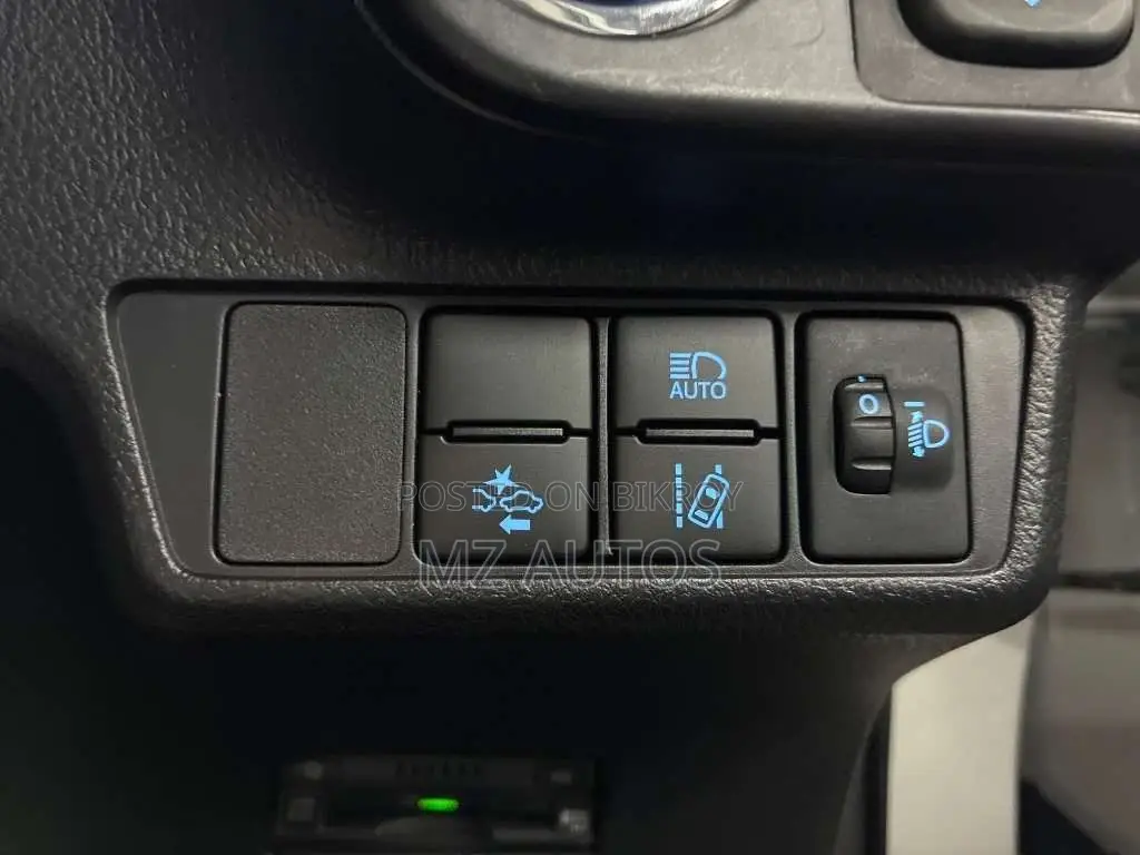 Toyota Axio 1.5 Hybrid G 2WD 2019 White