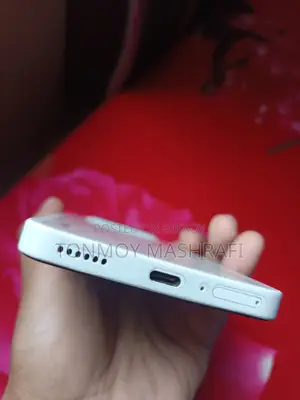 নাথিং ফোন ৩এ ১২৮ জিবি হোয়াইট