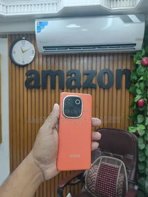 iQOO Z9 128 GB Orange