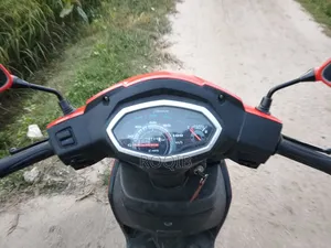 Hero Pleasure 2022 Red