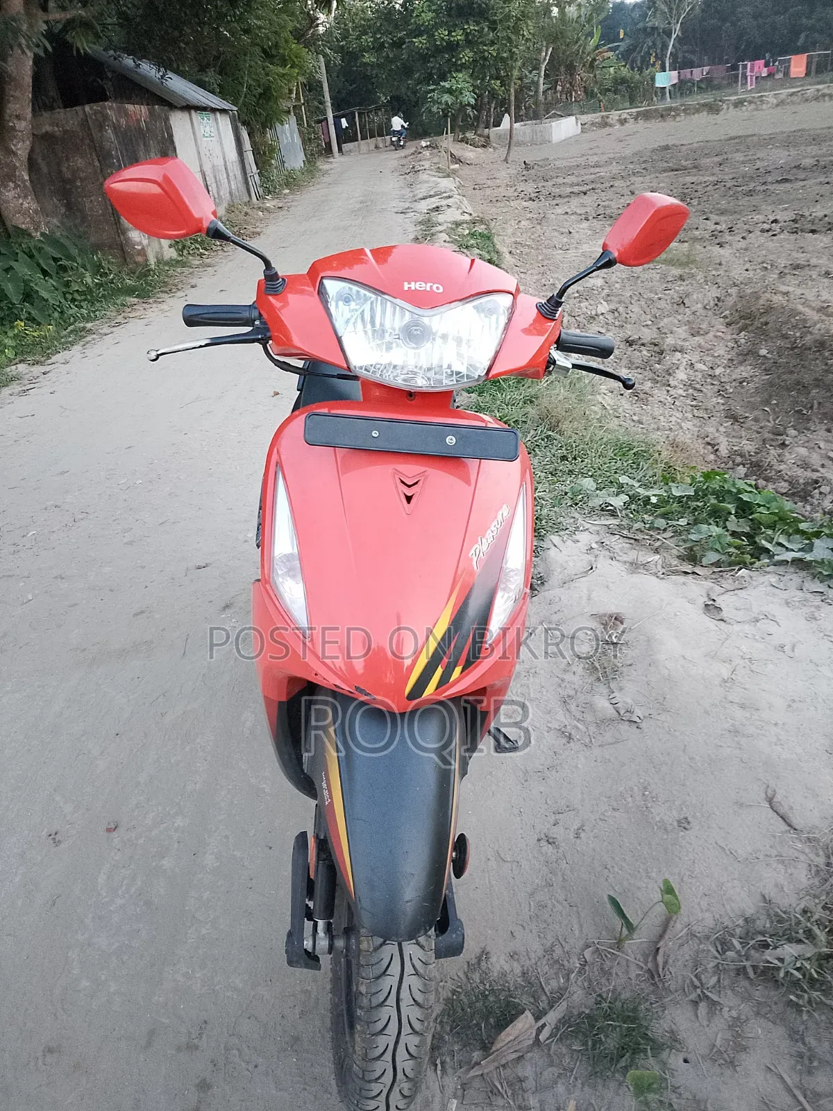 Hero Pleasure 2022 Red