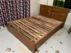 একটি বিস্কুট খাট বিক্রি হবে