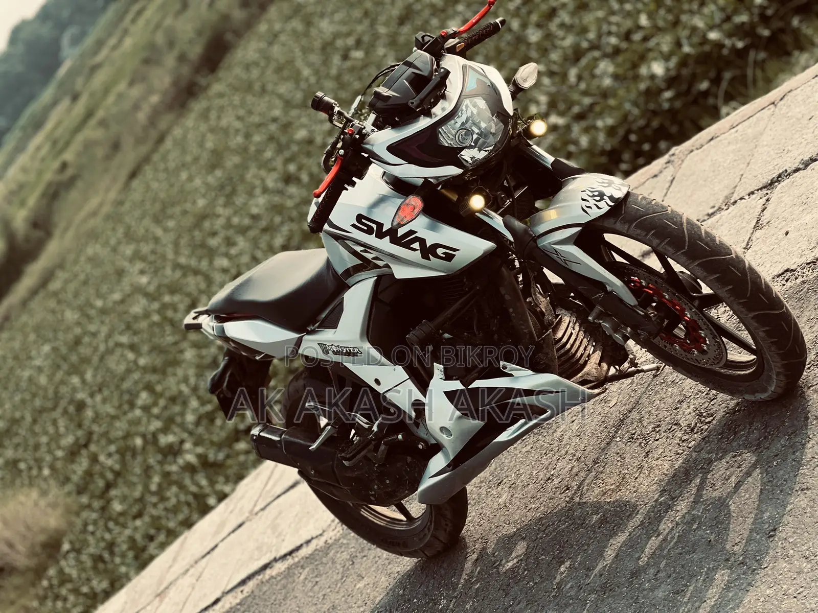 TVS Apache RTR 160 4V 2021 Red