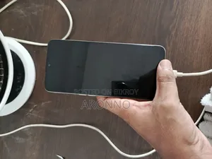 New Realme V30 128 GB Gold