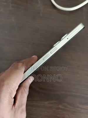 New Realme V30 128 GB Gold