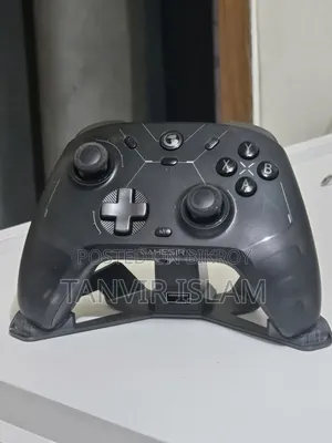 Gamesir Cyclone 2 Tri-mode Multi-platform Controller (With Dock)