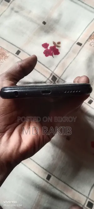 Vivo Y12 64 GB Red