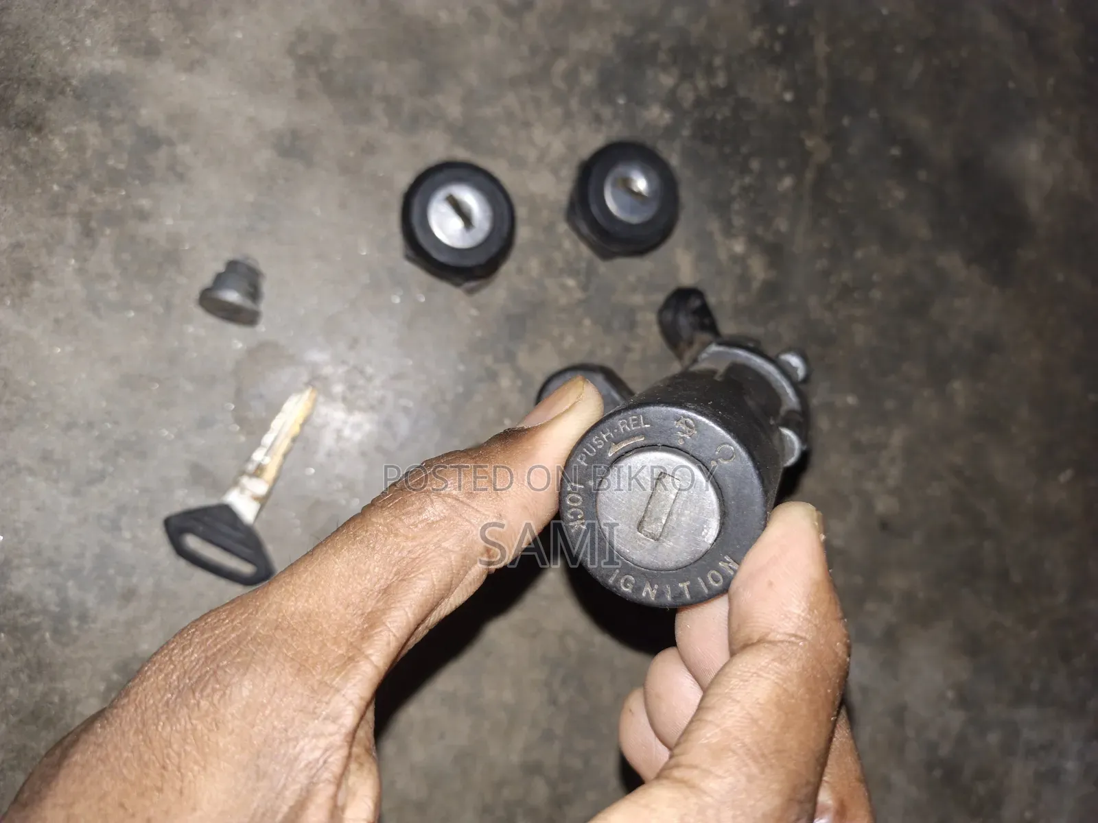 Pulsar Lock Set
