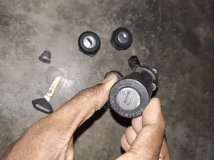 Pulsar Lock Set