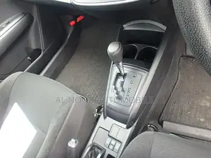 Toyota Axio 2021 Silver