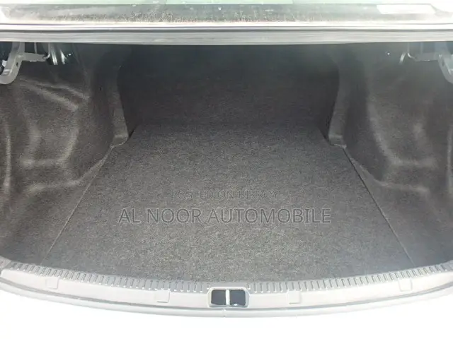 Toyota Axio 2021 Silver