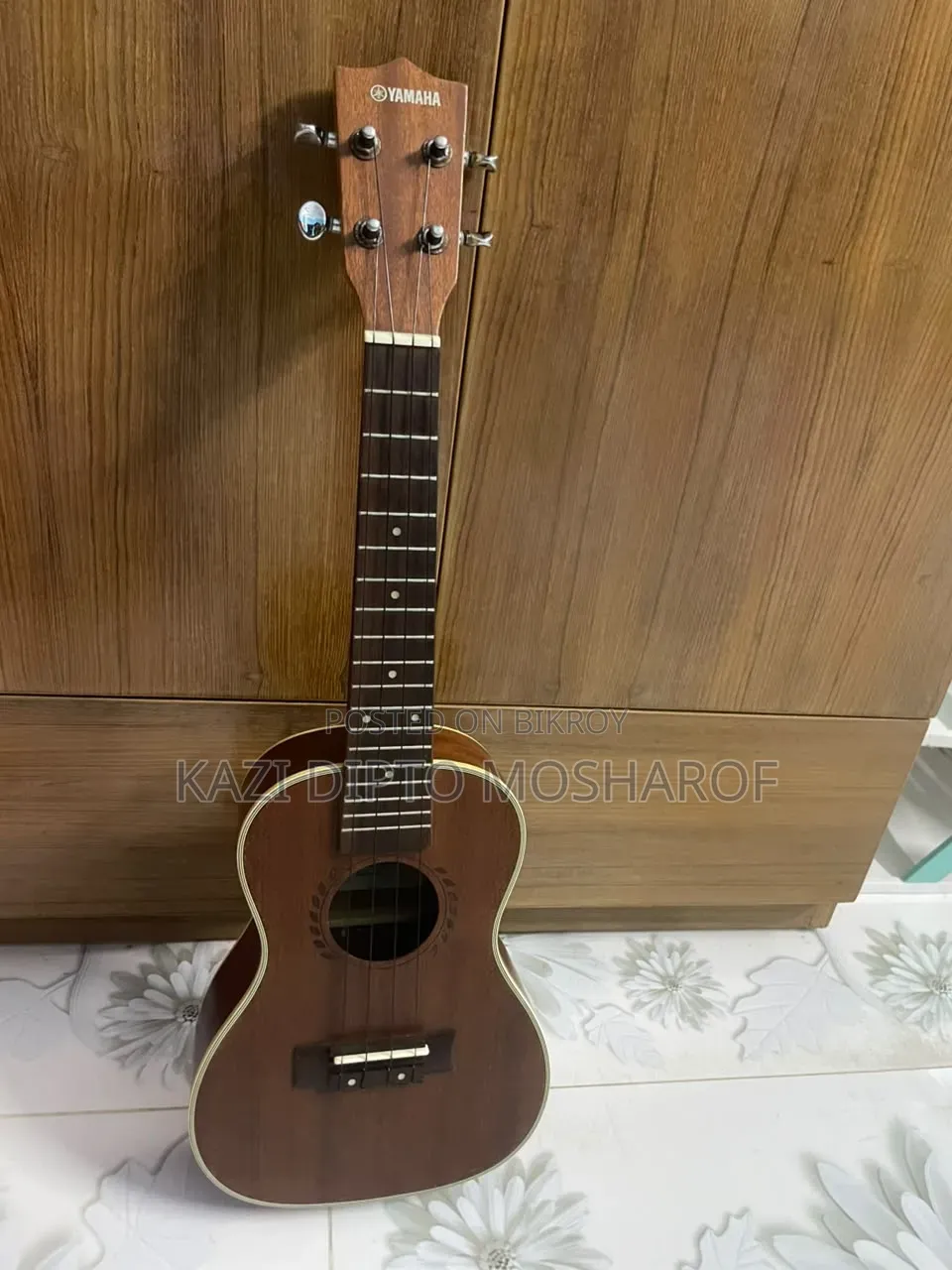 Yamaha GL1 Guitar for sale