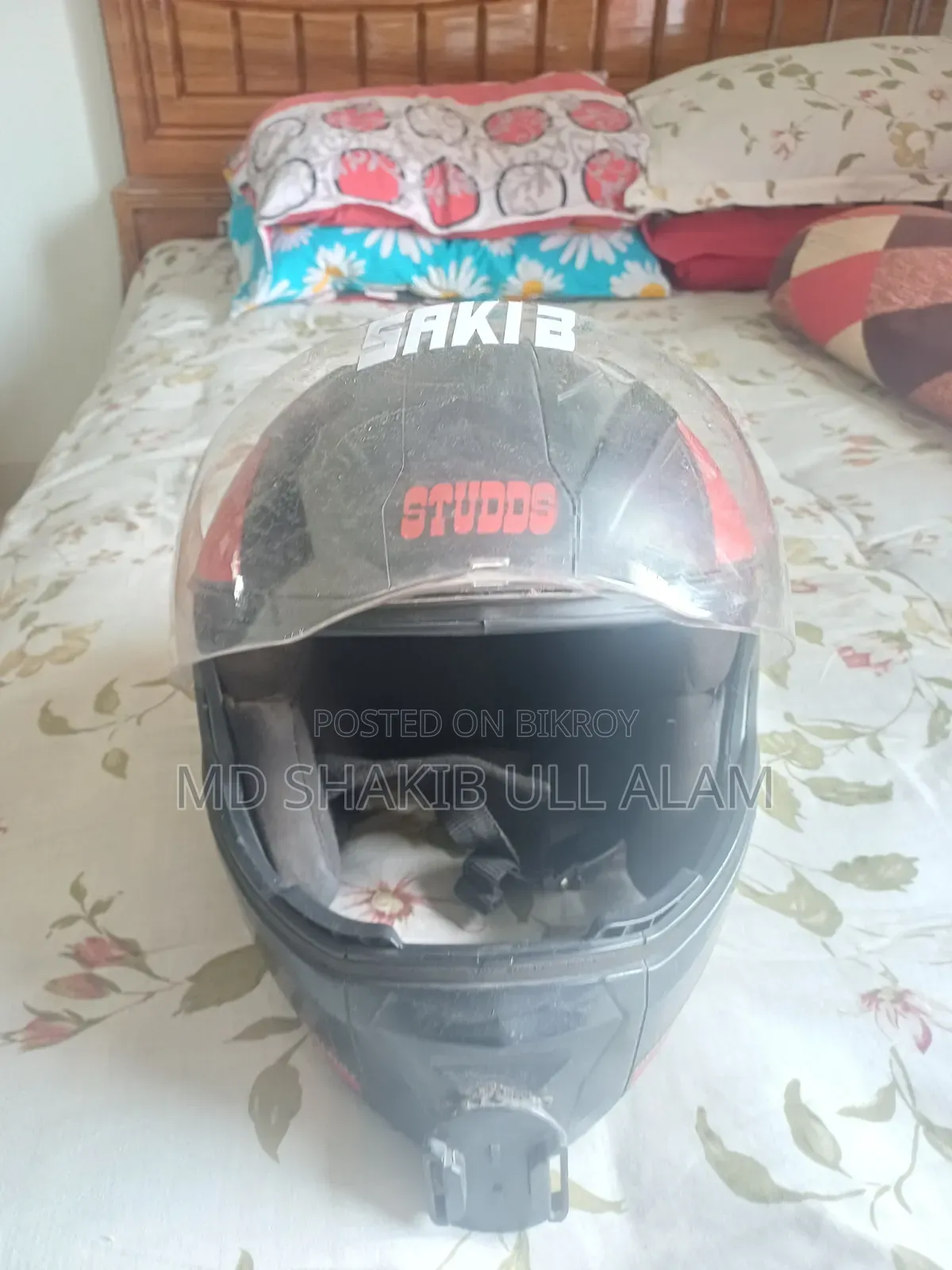 Studos Helmet
