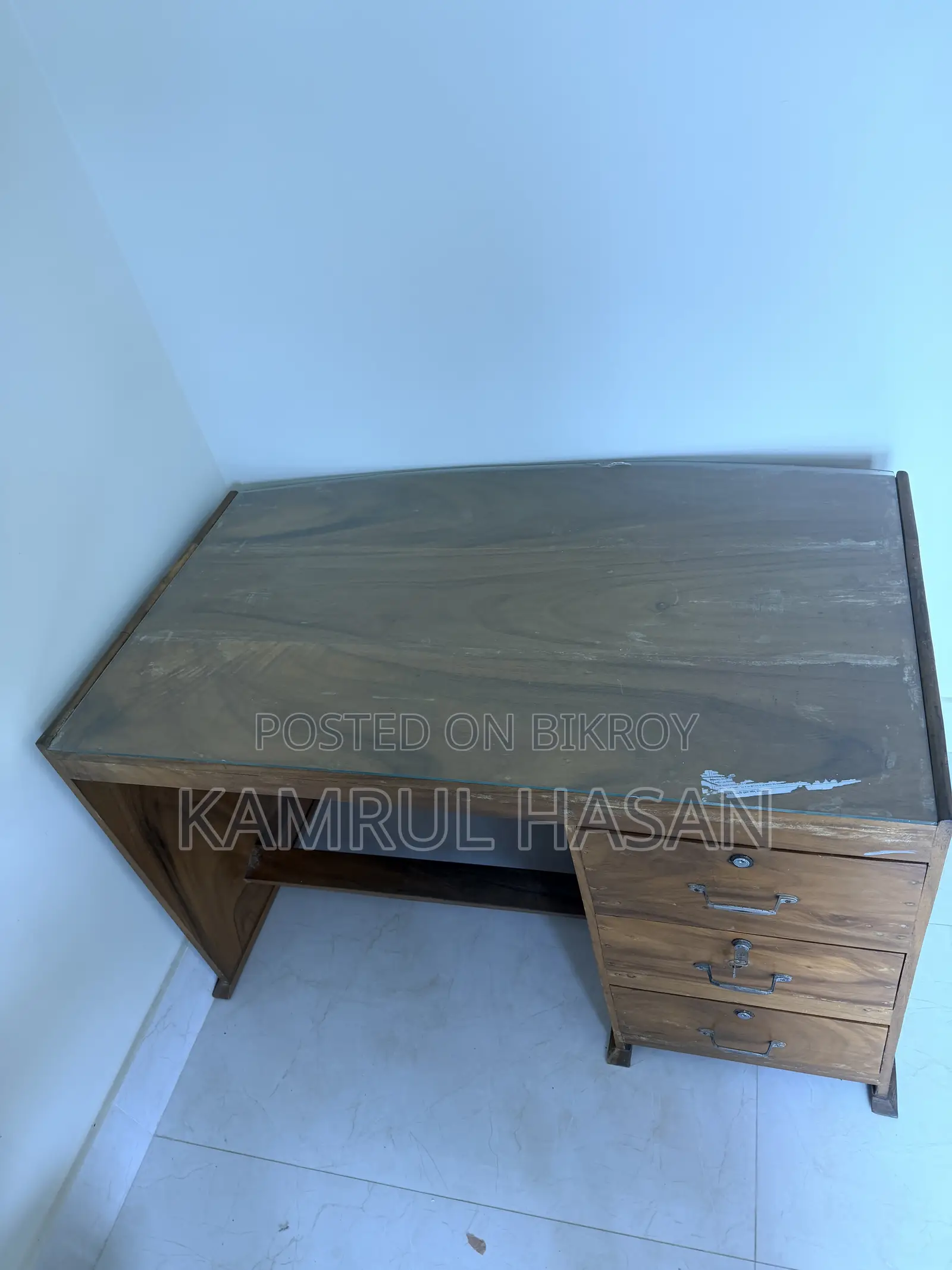 Table, 3 Drawer, Glass Top