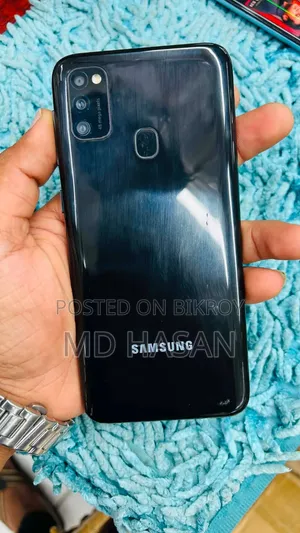 Samsung Galaxy M21 64 GB Black