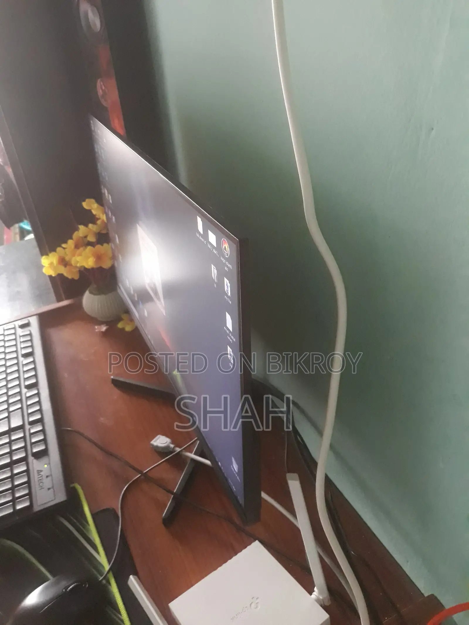 Velu Top 3 Month Used Monitor