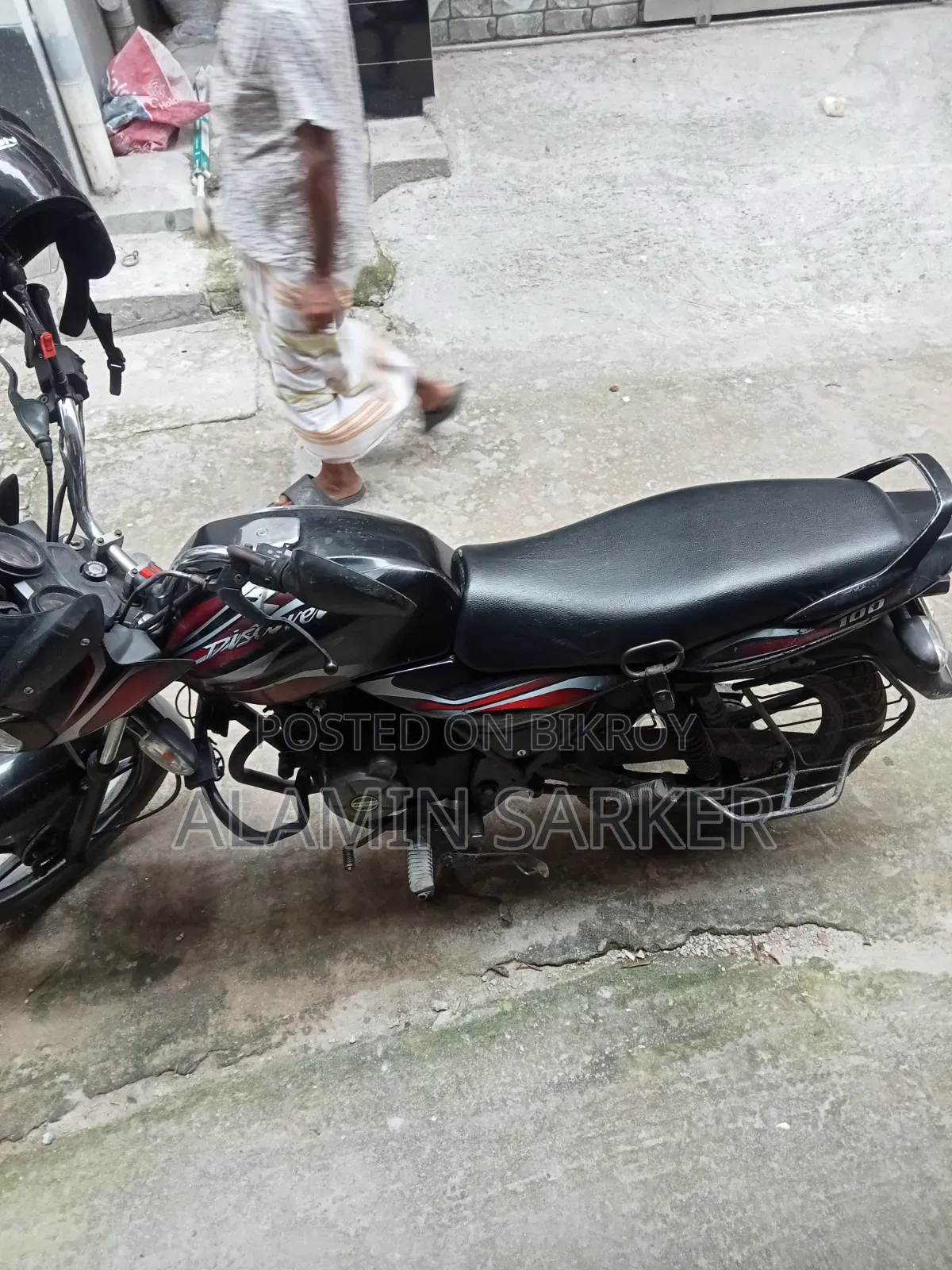 Bajaj Discover 100 2014 Black