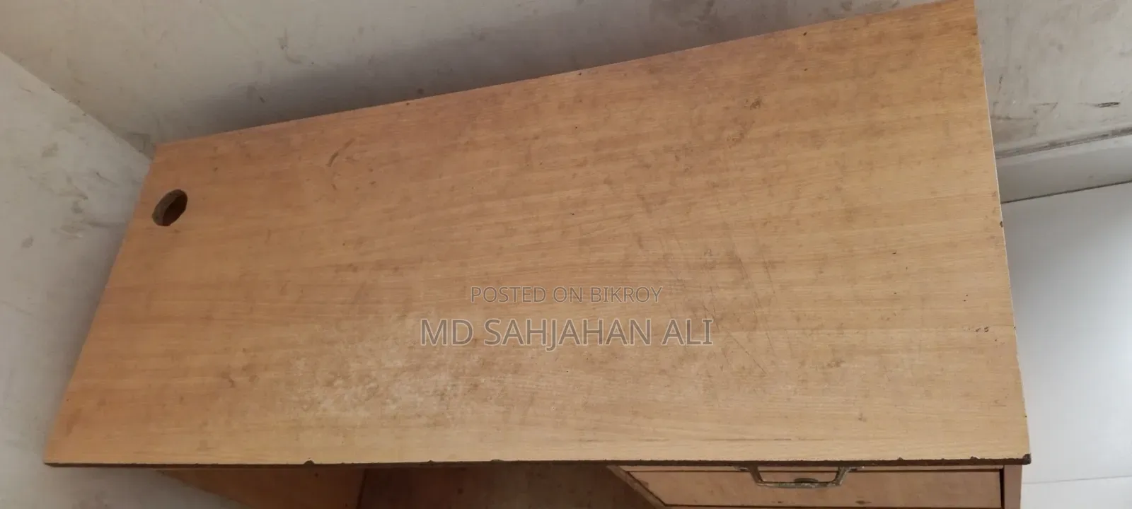 A Computer / Laptop Table