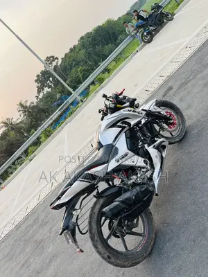 TVS Apache RTR 160 4V 2021 Red