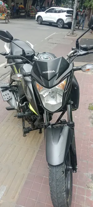 Honda Hornet 2018 Gray