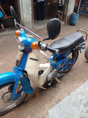 Honda 1980 Red