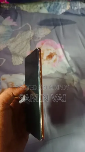 Samsung Galaxy S10 Plus 128 GB কমলা