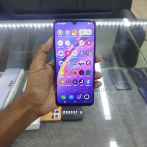 Vivo Y73 64 GB Gray