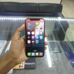 Apple iPhone 12 128 GB Red
