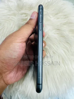 অ্যাপল আইফোন ১১ ৬৪ জিবি কালো