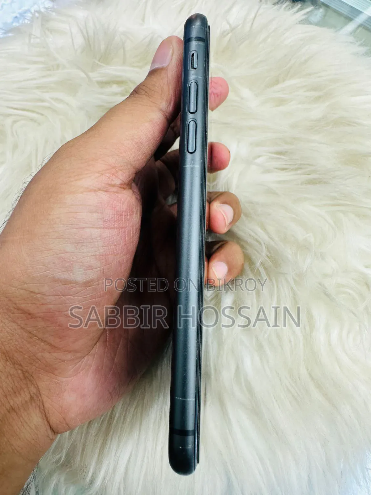 অ্যাপল আইফোন ১১ ৬৪ জিবি কালো