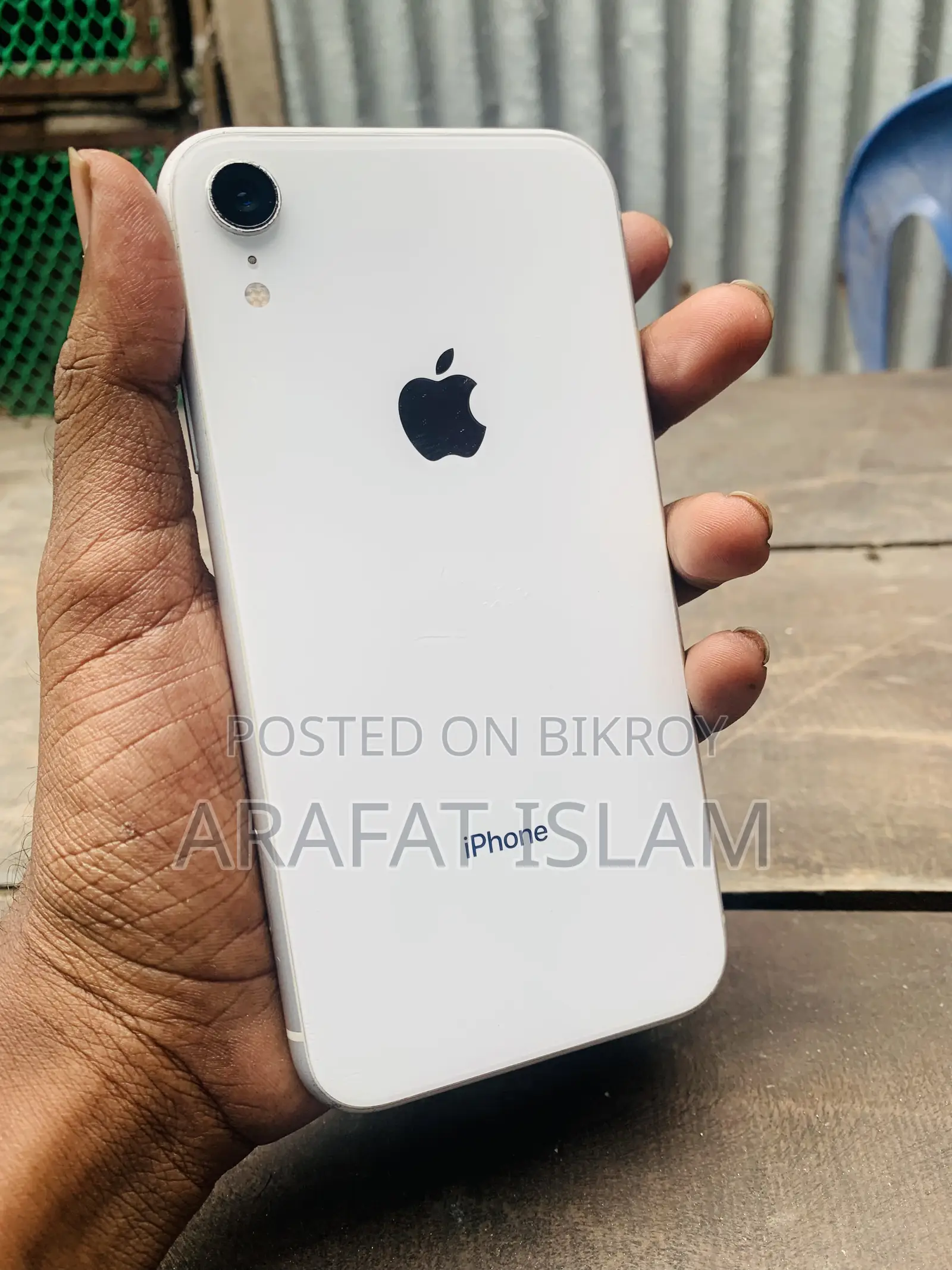 Apple iPhone XR 64 GB White