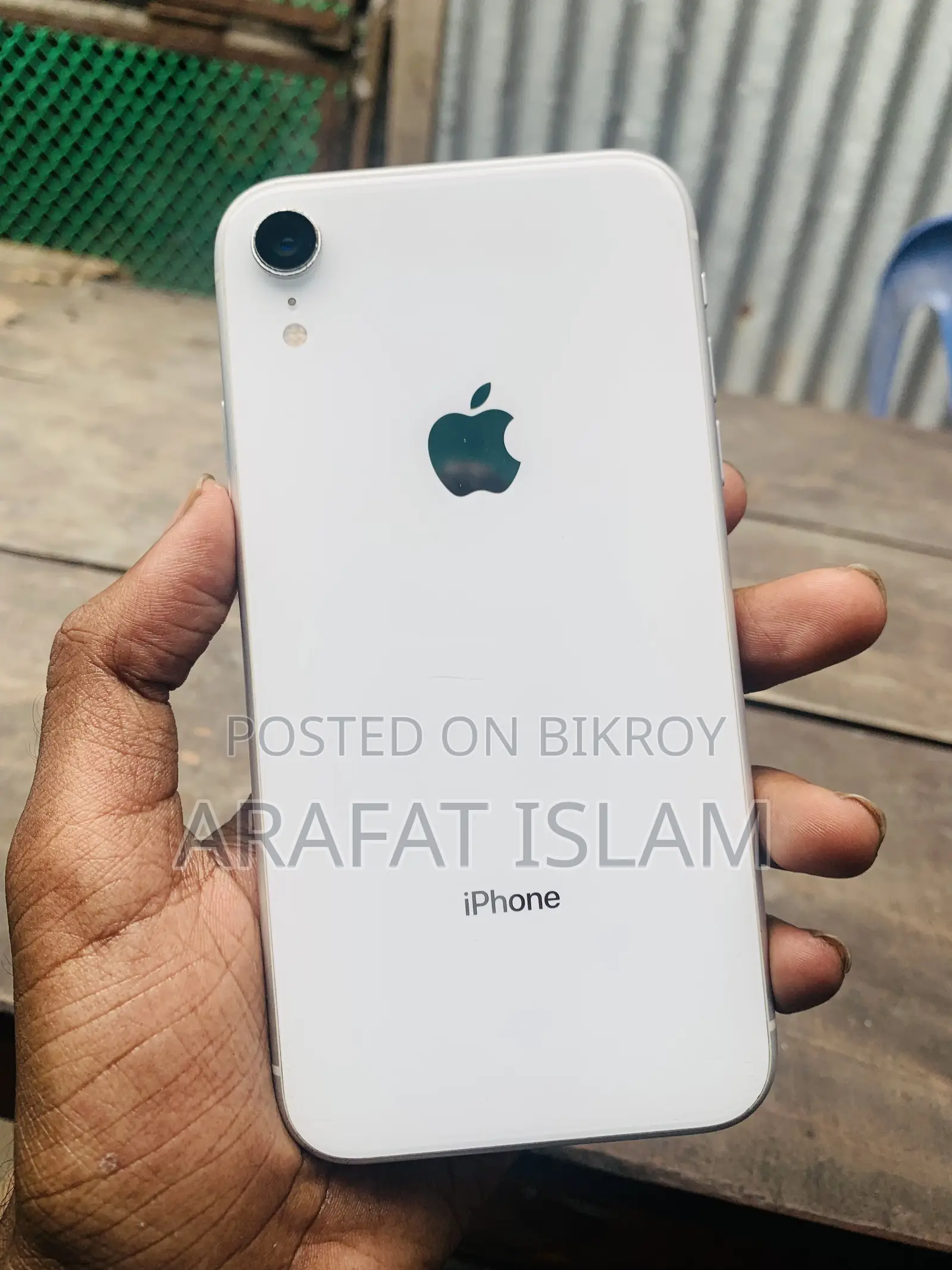 Apple iPhone XR 64 GB White