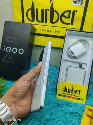 iQOO Z10 256 GB White