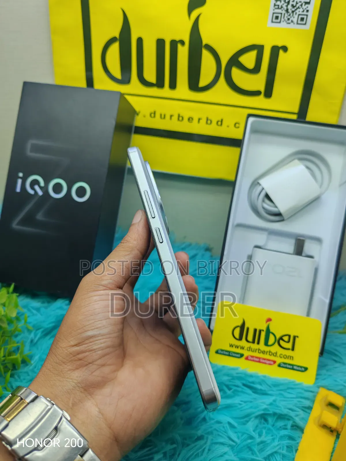 iQOO Z10 256 GB White