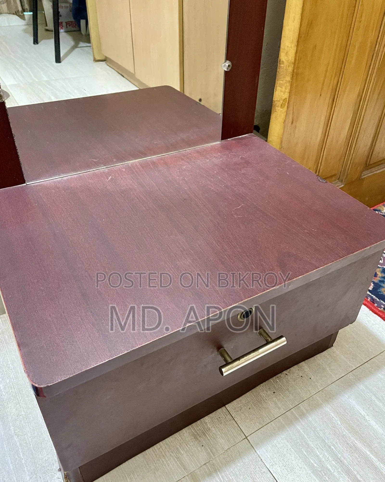 Dressing Table With Drawer