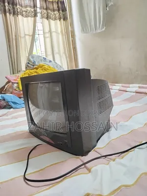 ১৭ ইঞ্চি টিসিএল টিভি