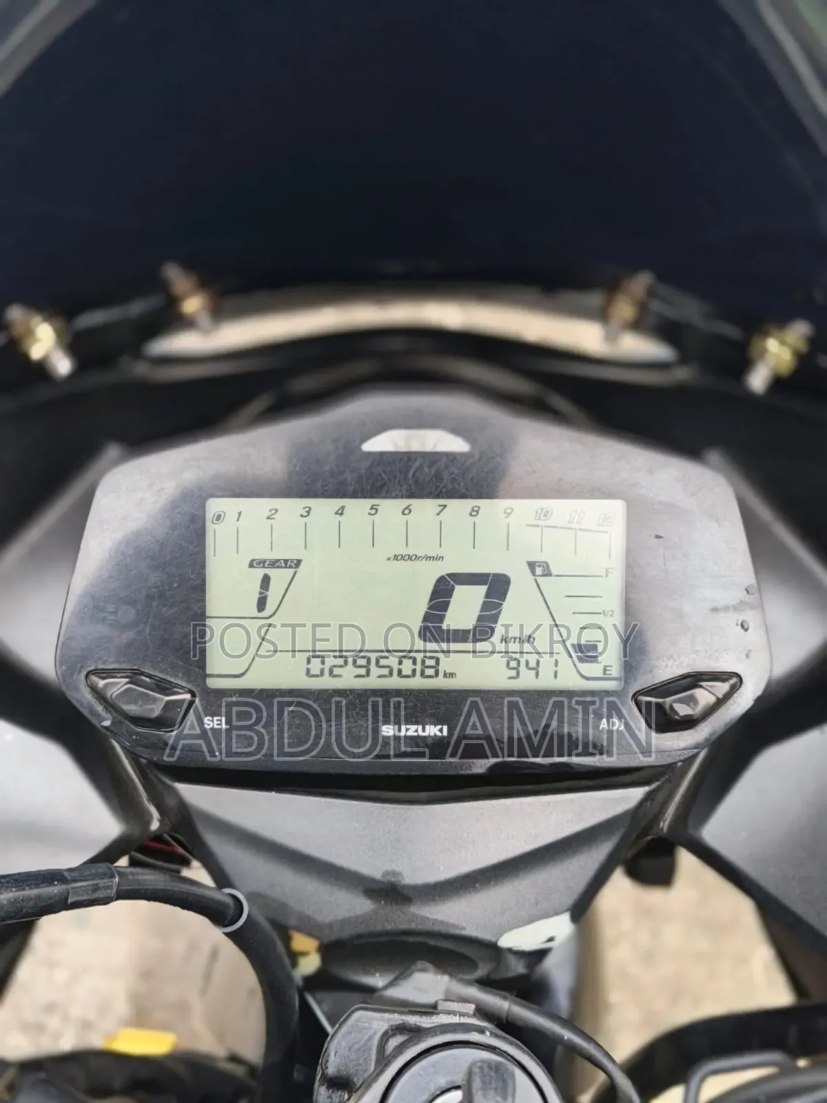 Suzuki Gixxer SF FI 2023 Silver