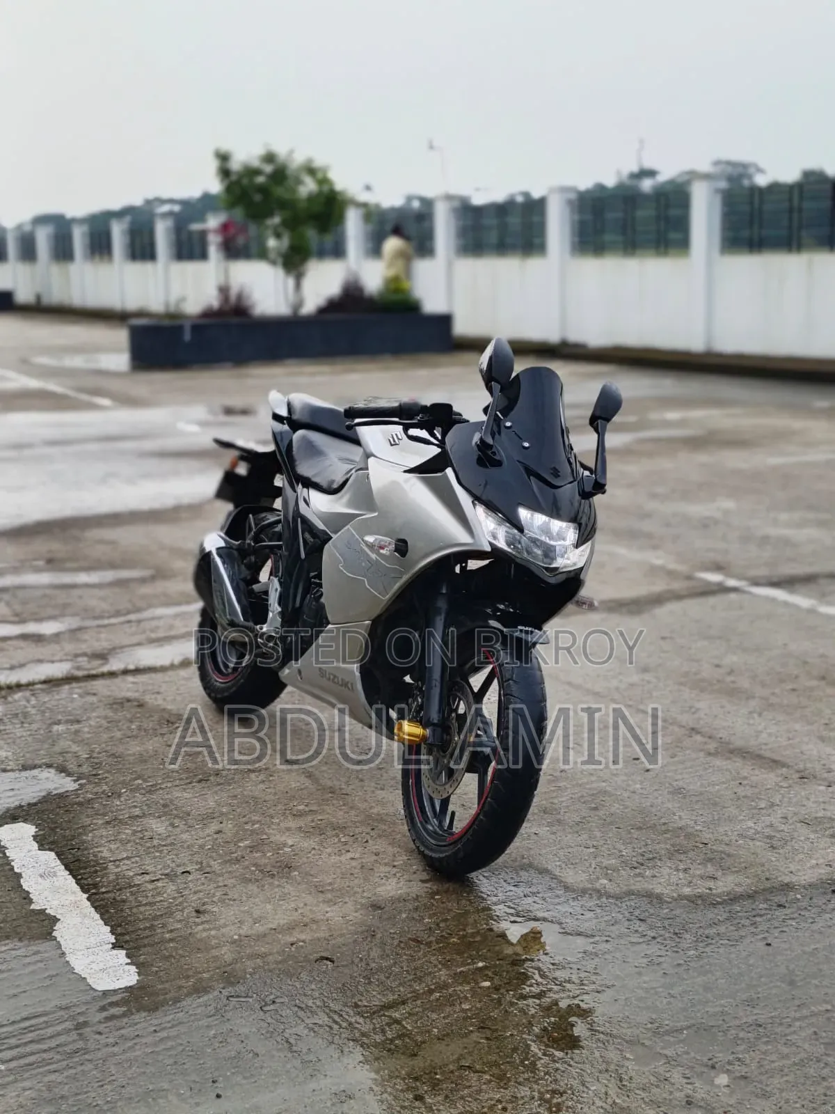 Suzuki Gixxer SF FI 2023 Silver
