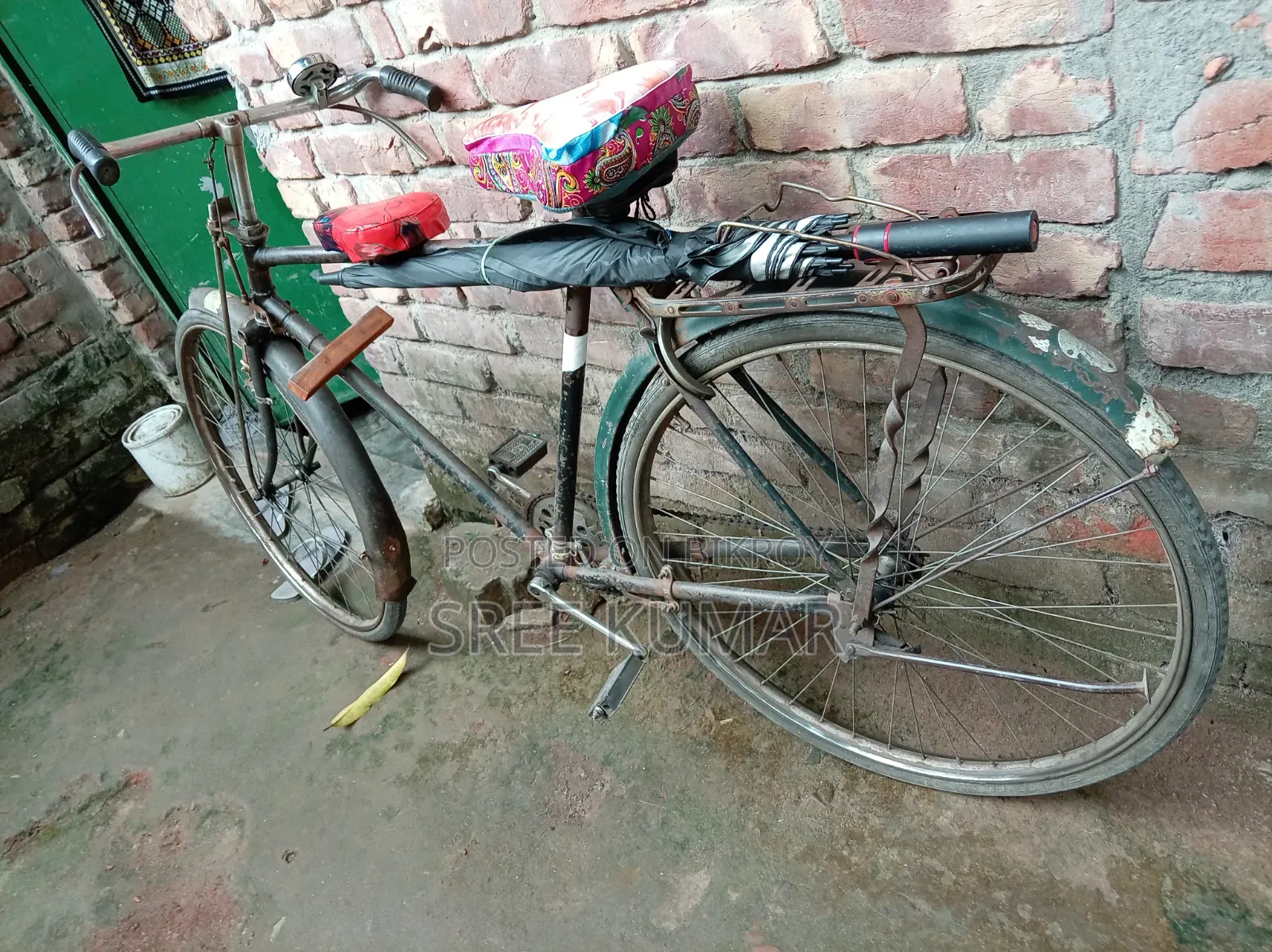 ঠিকানা বৈকালি, আদ্দীন হাসপাতালের পিছনে, পালপাড়া। কিনতে চাইলে ফোন দিন