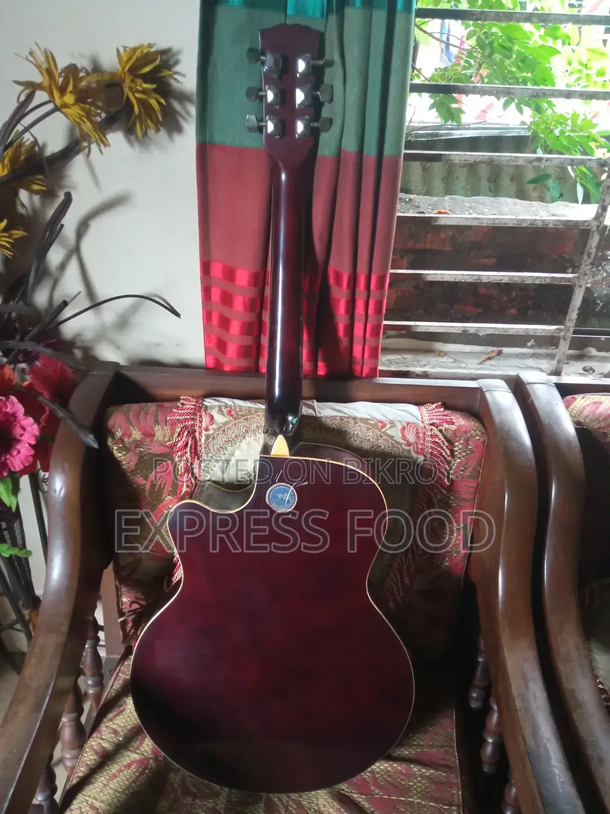 টিজিএম অ্যাকোস্টিক গিটার